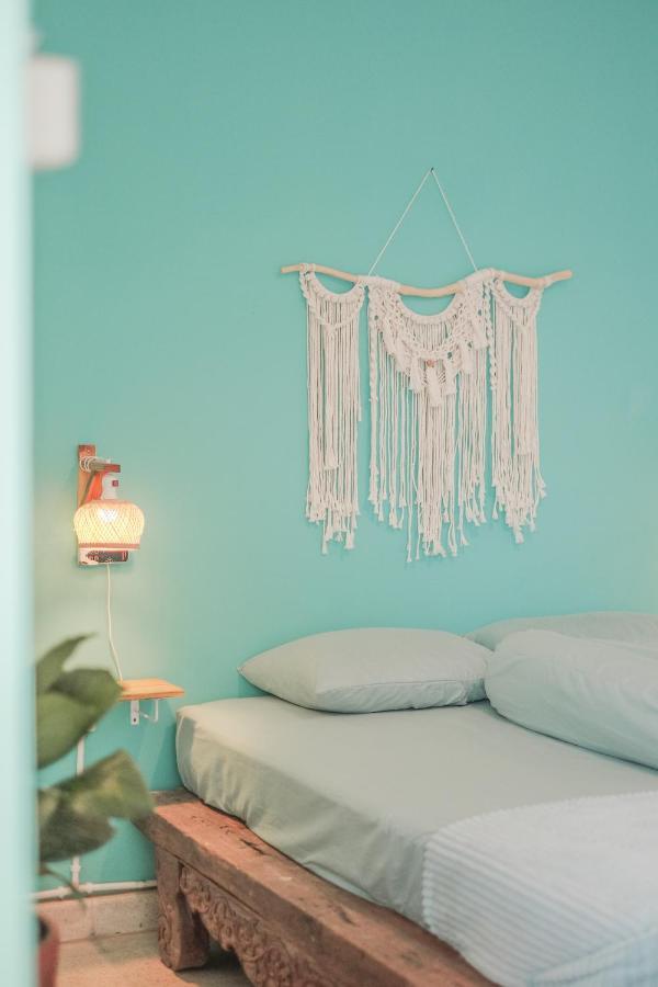 Abrakadabra 747 Apartment Yogyakarta Ngoại thất bức ảnh