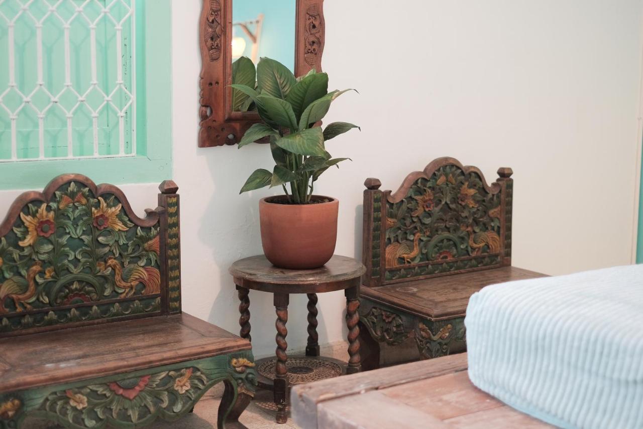 Abrakadabra 747 Apartment Yogyakarta Ngoại thất bức ảnh