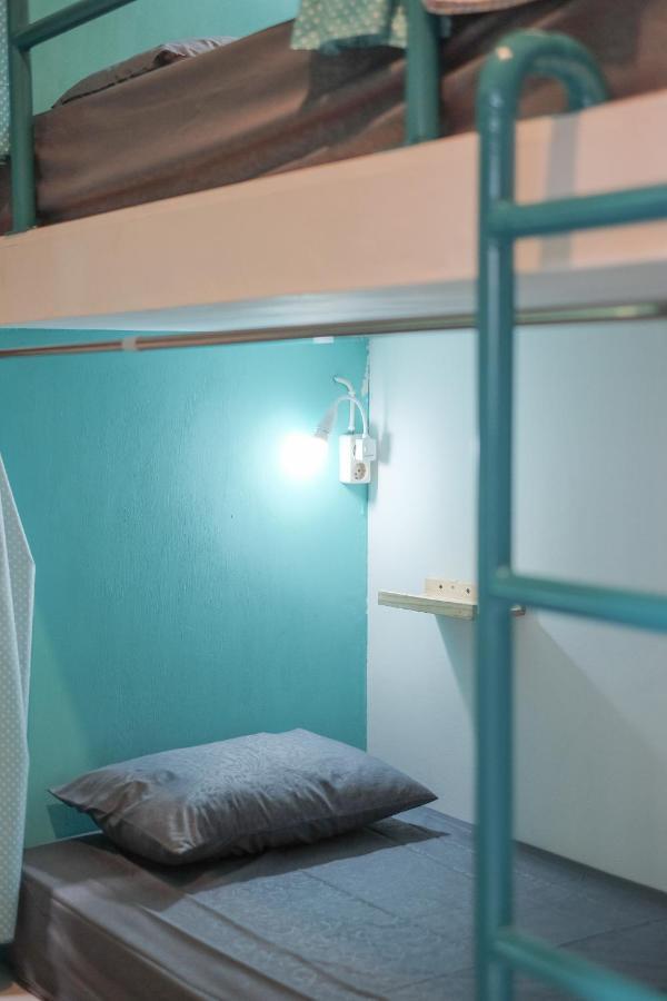 Abrakadabra 747 Apartment Yogyakarta Ngoại thất bức ảnh