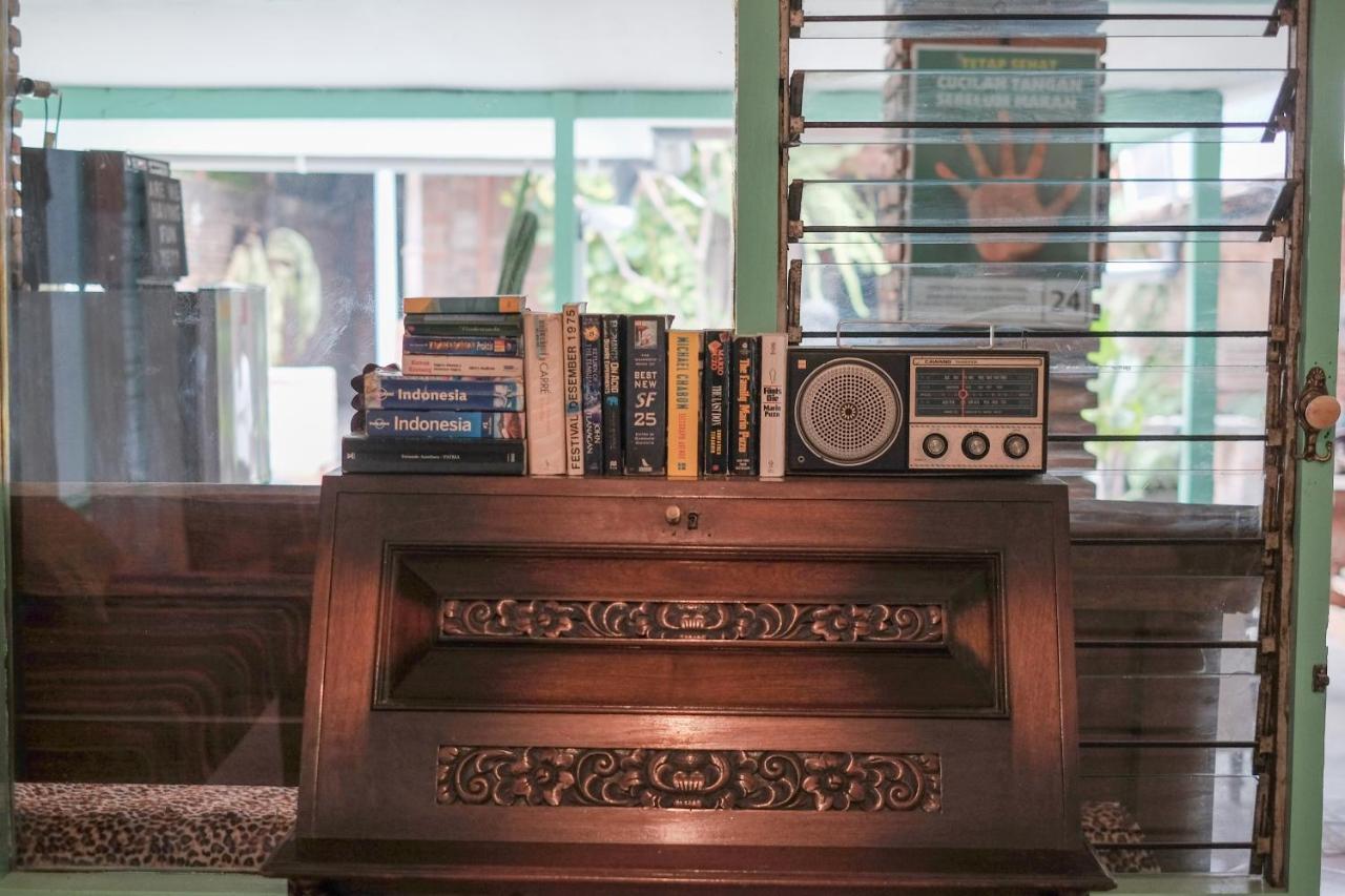Abrakadabra 747 Apartment Yogyakarta Ngoại thất bức ảnh